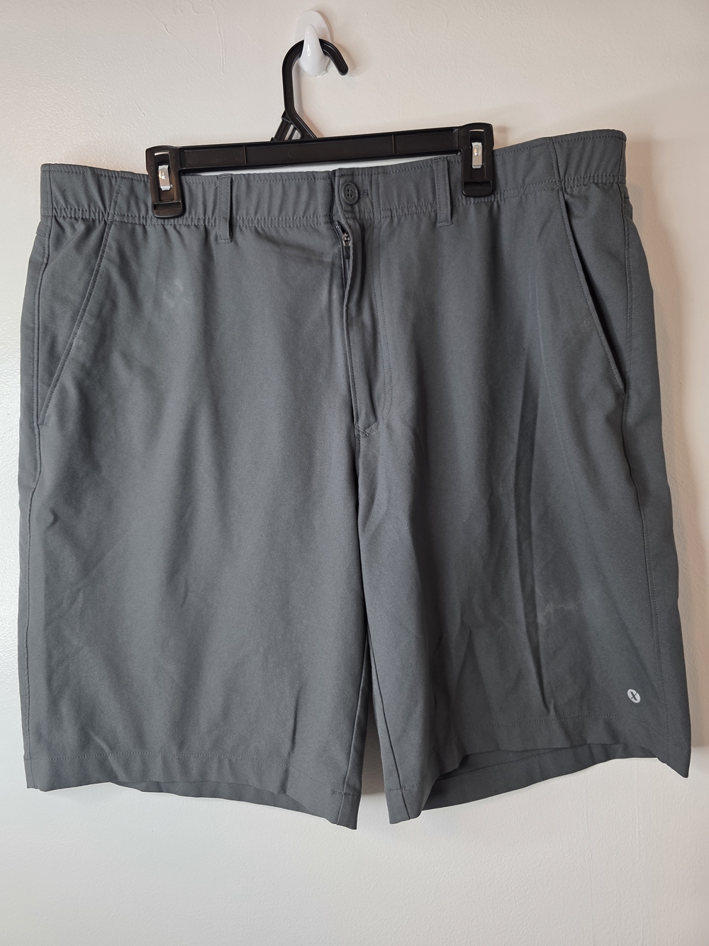 Xersion Men's Gray Performance Hybrid Shorts